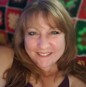 Meet your Posher, Deb